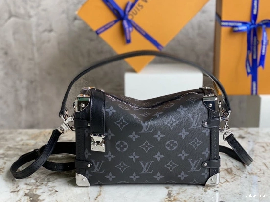 TRUNK SIDE MM VUITTON LOUIS 0825